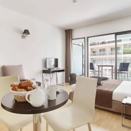 Hauts De La Principaute 2p 4 *