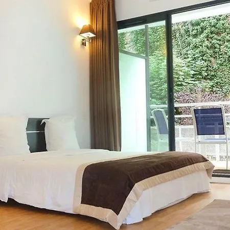 Vakantiehuis Hauts De La Principaute 2p 4 *